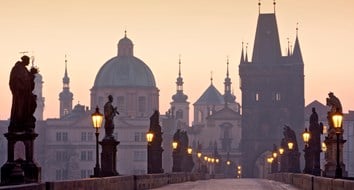Celebrando la libertad en Praga: tres décadas tras su liberación del socialismo soviético