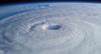 3 falacias económicas que hay que tener en cuenta durante la temporada de huracanes