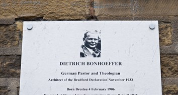Por qué la madre de Dietrich Bonhoeffer se negó a enviar a sus hijos pequeños a las escuelas públicas alemanas